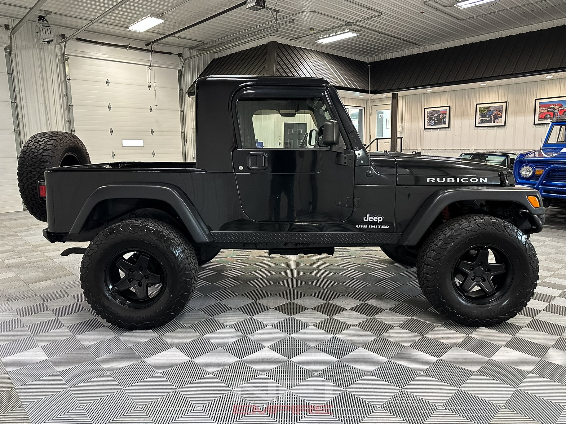 2005 Jeep Wrangler Unlimited Rubicon - 5
