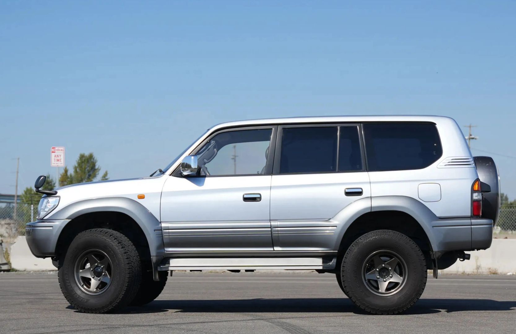 1997 Toyota Land Cruiser Prado KZJ95 - 2