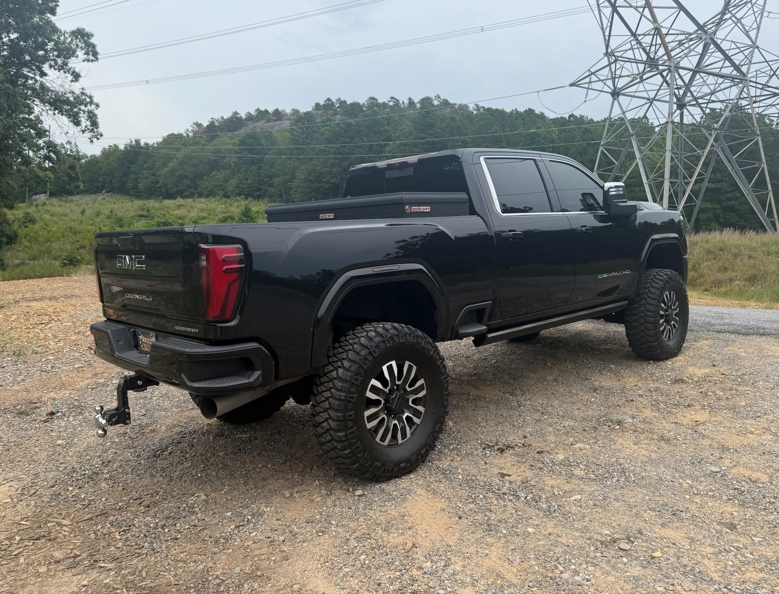 2024 GMC Sierra Denali Ultimate HD - 4