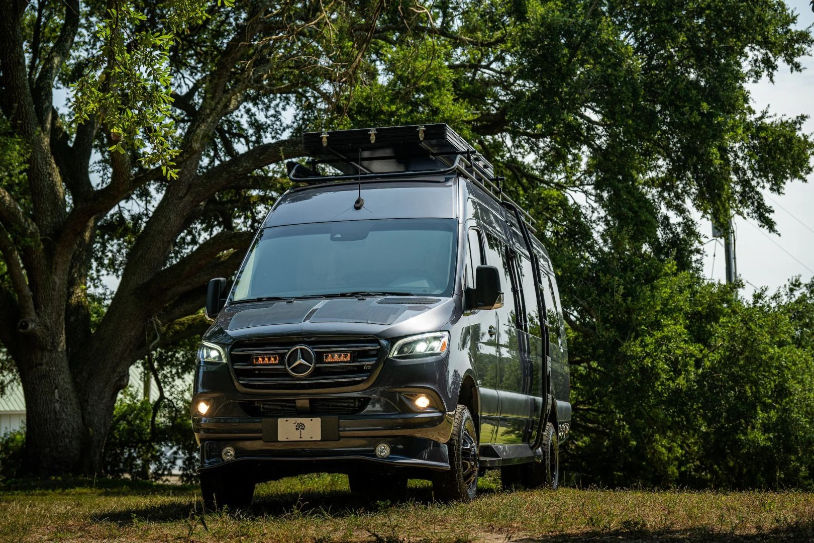 Custom 2019 Mercedes-Benz Sprinter 170 Camper - 3
