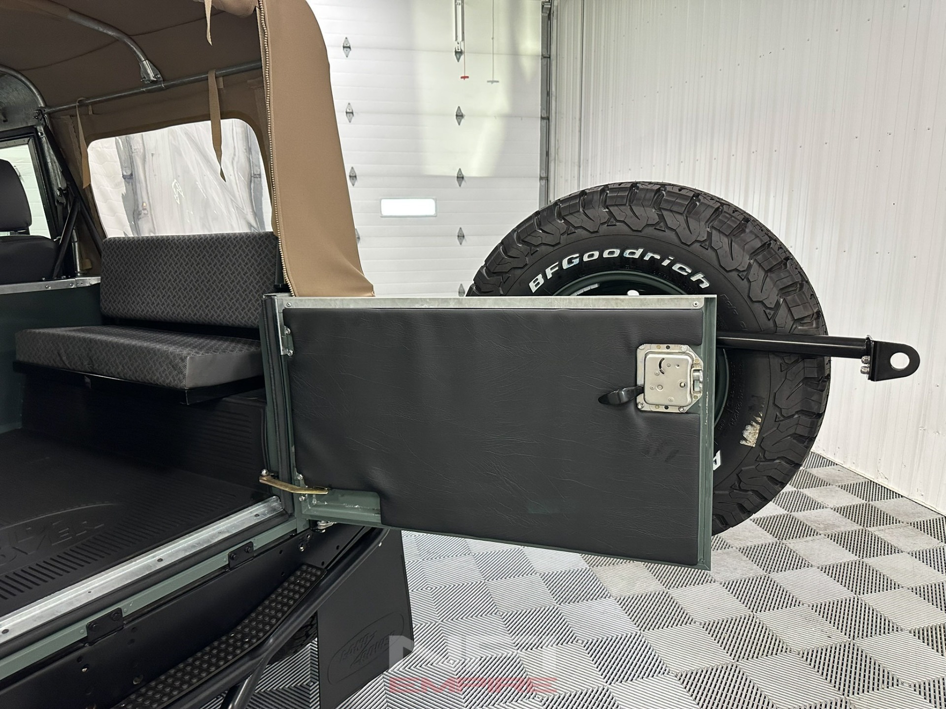 1994 Land Rover Defender 90