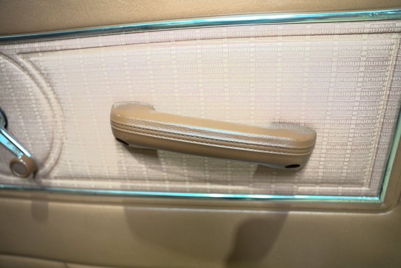 1986 Nissan Hardbody DLX King Cab