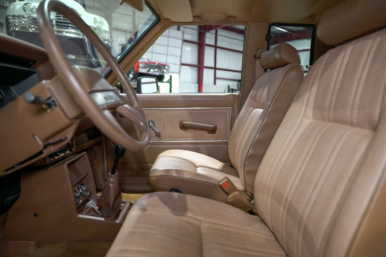 1986 Nissan Hardbody DLX King Cab