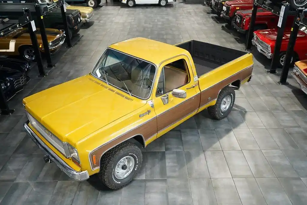 1973 Chevrolet K10 Pickup Truck - 2