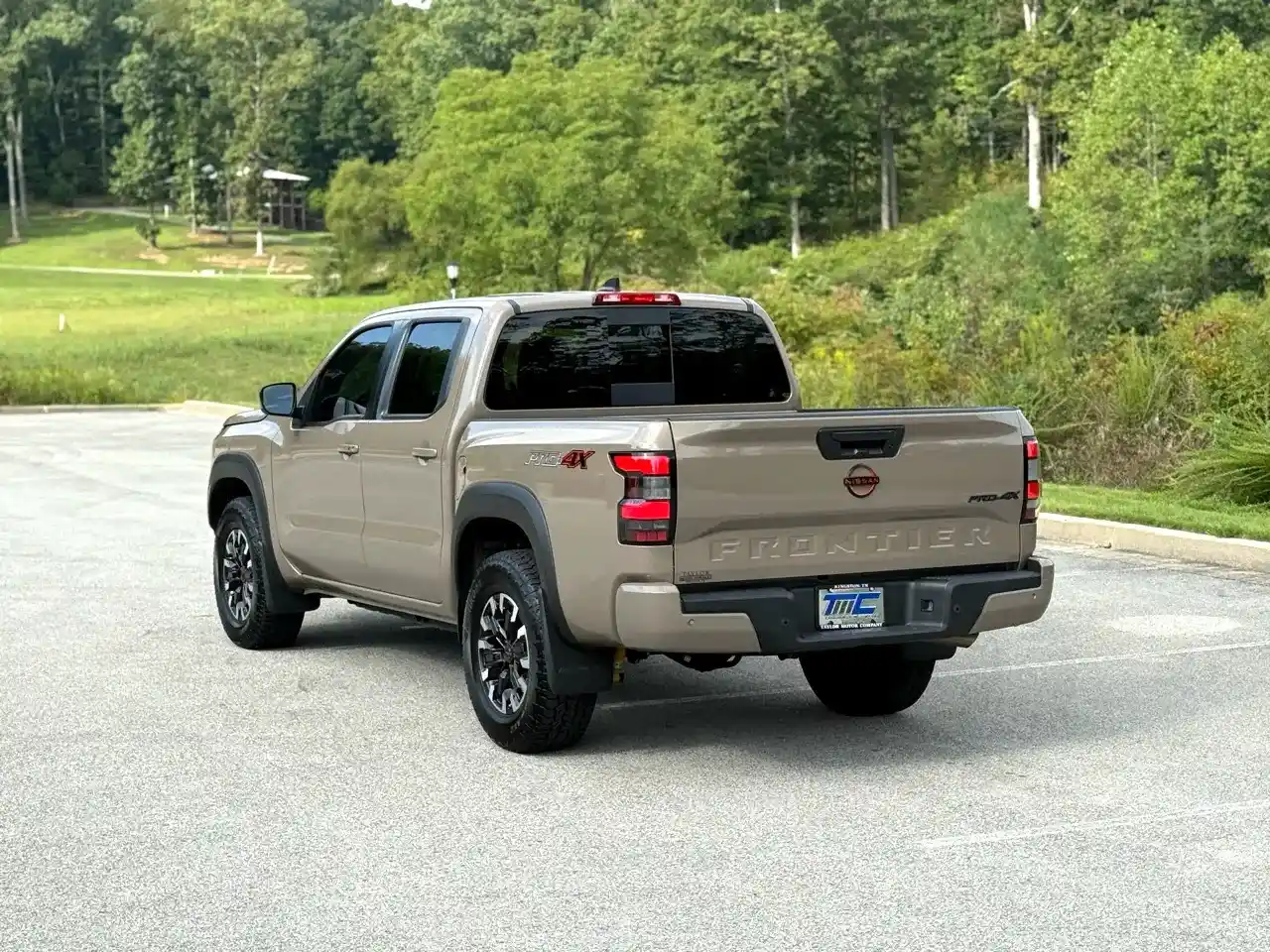 2024 Nissan Frontier PRO-4X Crew Cab