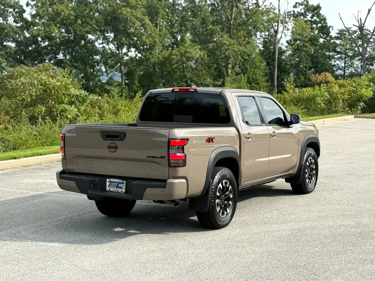 2024 Nissan Frontier PRO-4X Crew Cab