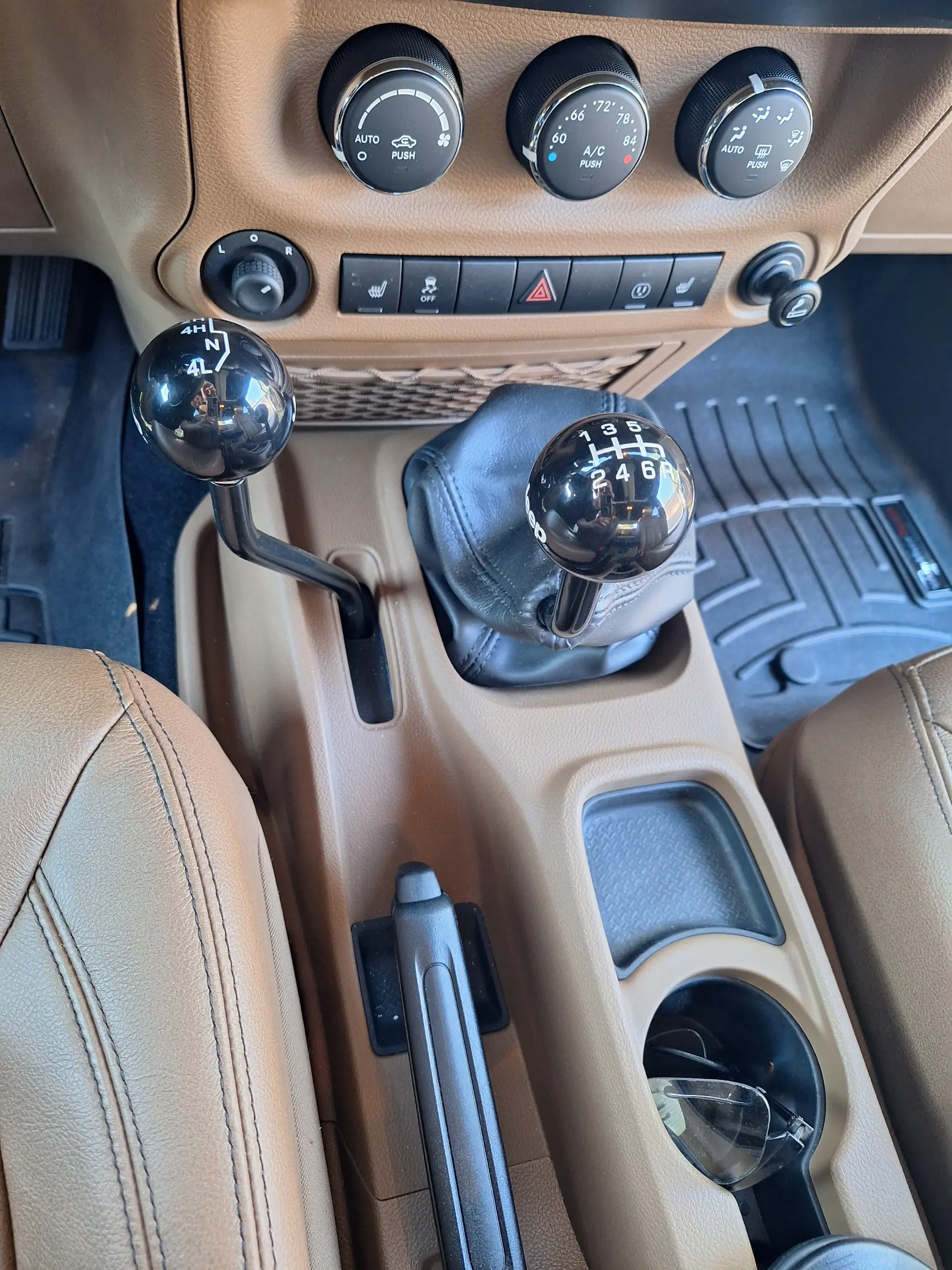 1,700-Mile 2015 Jeep Wrangler Rubicon 4×4