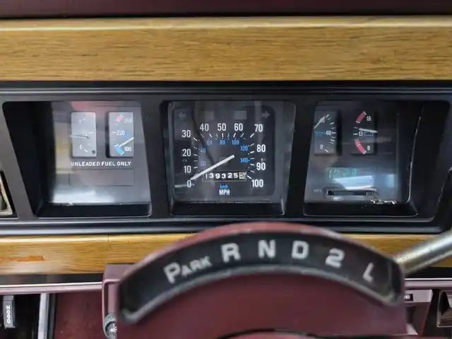 1987 Jeep Grand Wagoneer