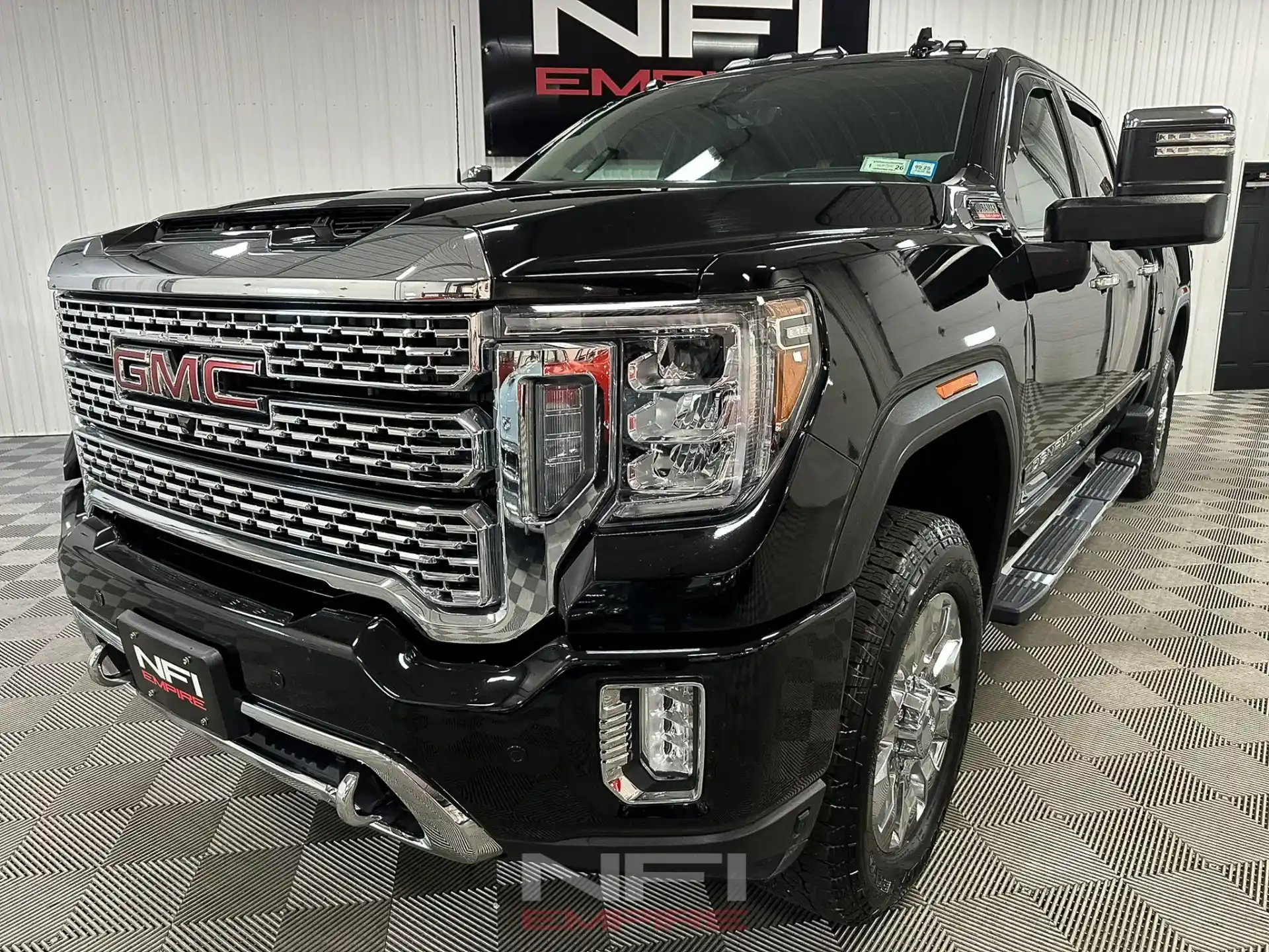 2021 GMC Sierra 3500 HD Denali - 3