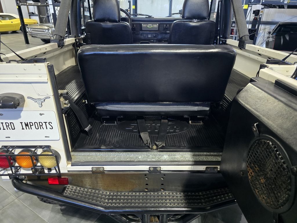 1997 Land Rover Defender 90 NAS