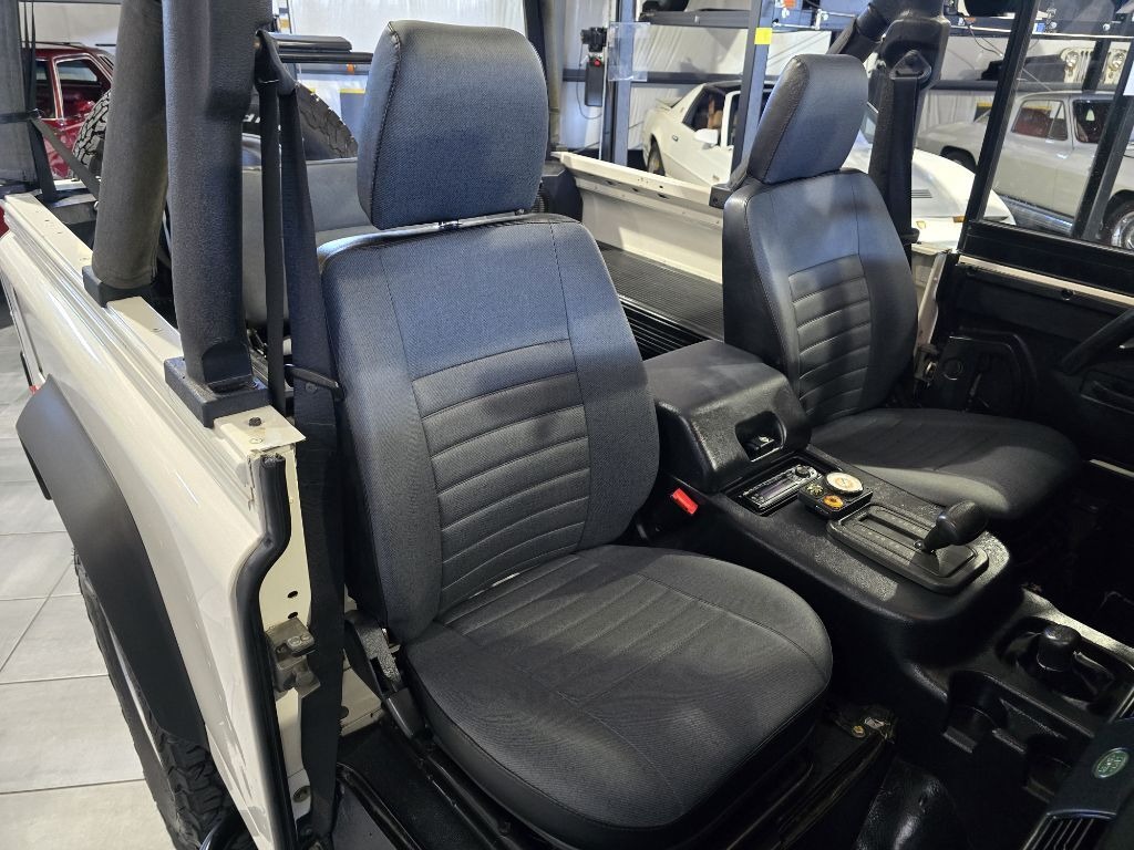 1997 Land Rover Defender 90 NAS