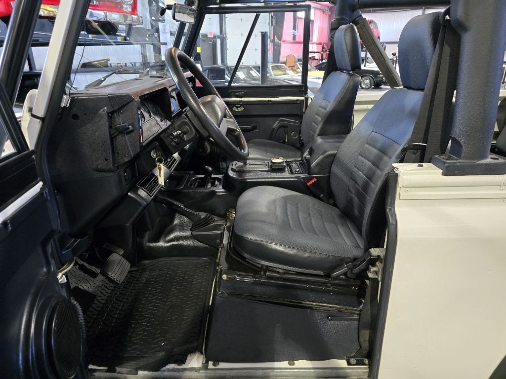 1997 Land Rover Defender 90 NAS