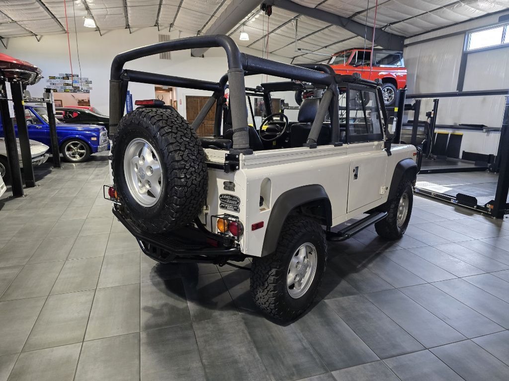 1997 Land Rover Defender 90 NAS