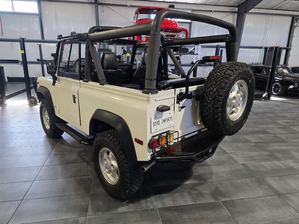 1997 Land Rover Defender 90 NAS