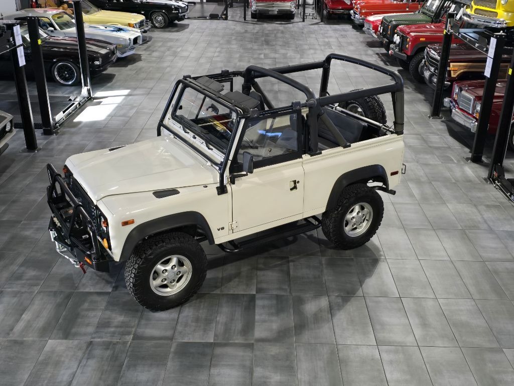 1997 Land Rover Defender 90 NAS