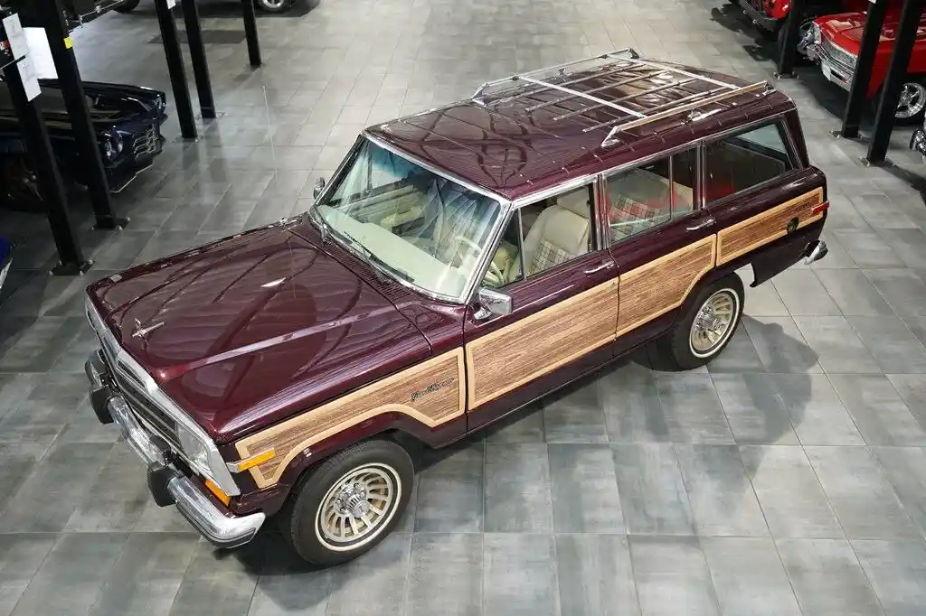1988 Jeep Grand Wagoneer