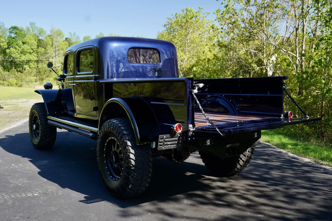 1947 Dodge Power Wagon Restomod
