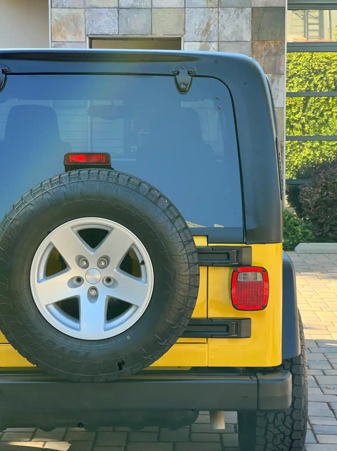15k-Mile 2006 Jeep Wrangler Rubicon - 2