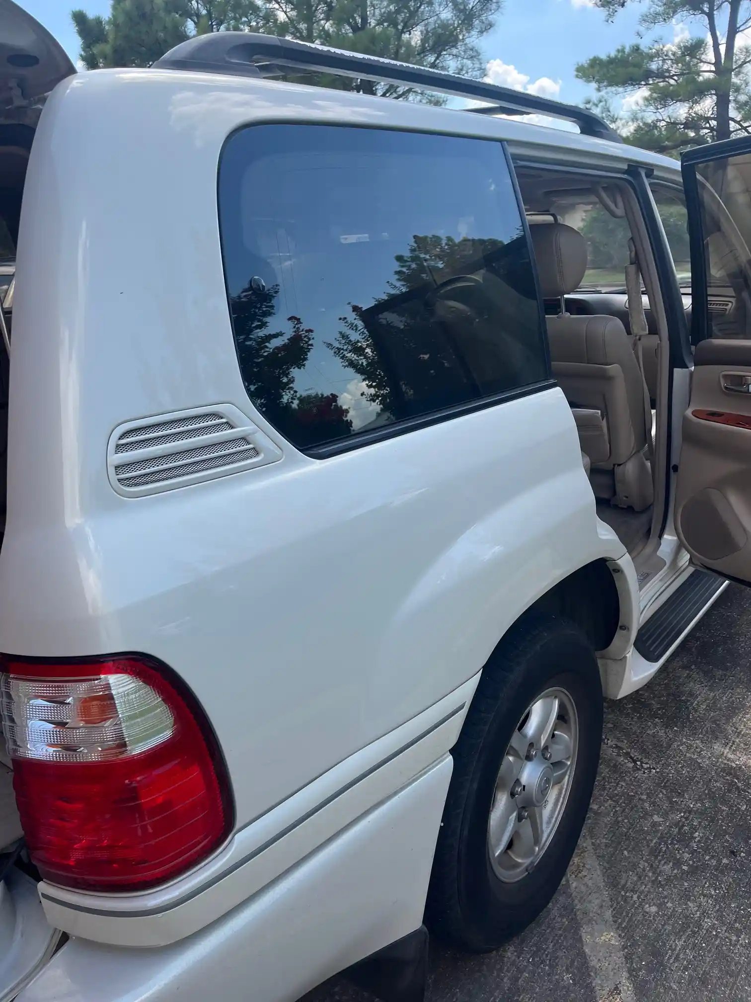1999 Lexus LX 470 - 5