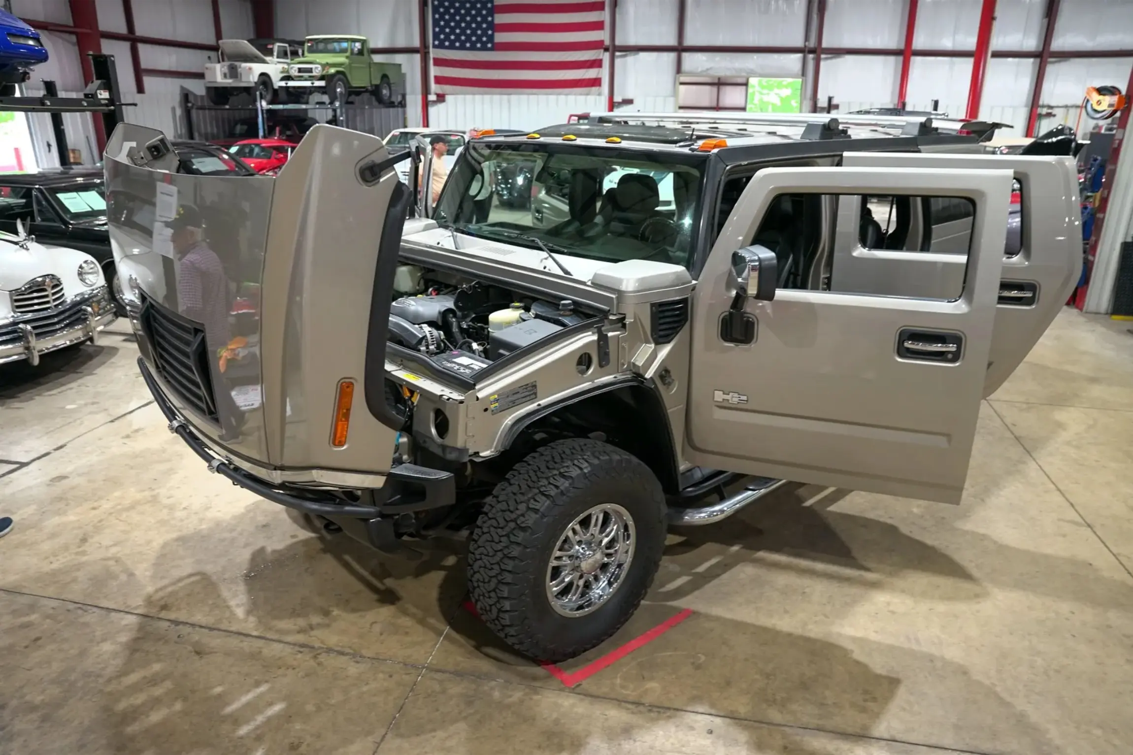2005 Hummer H2 Luxury Edition
