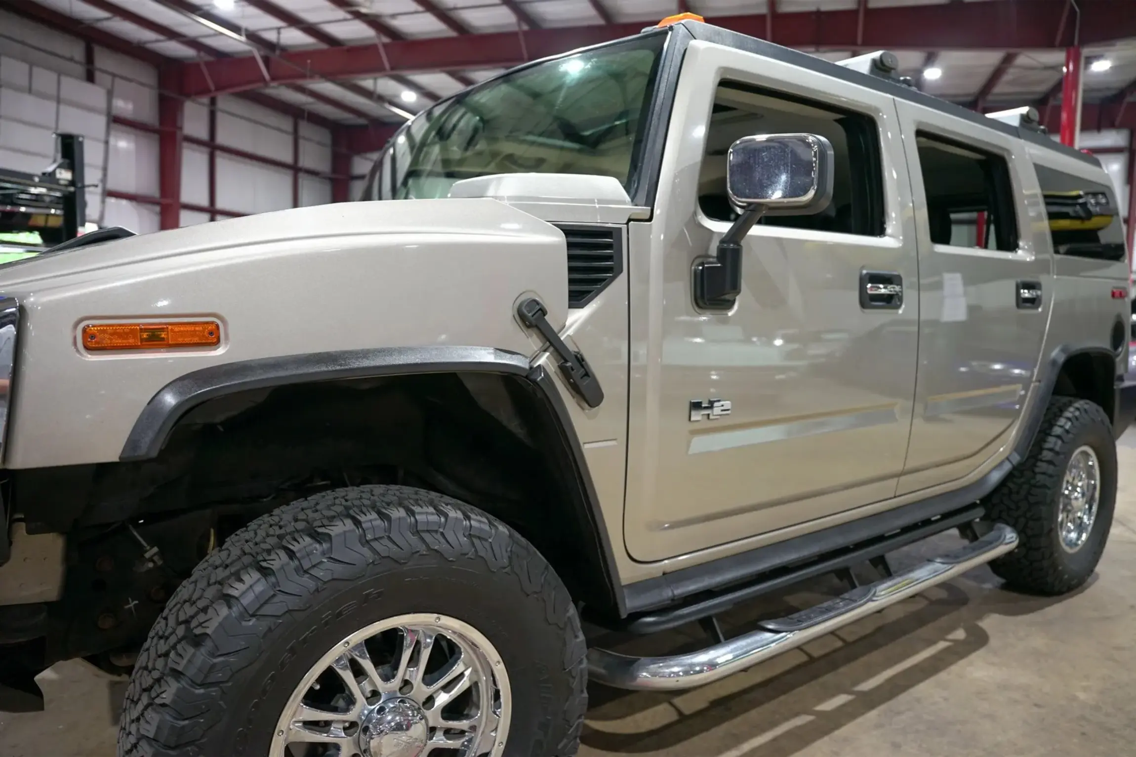 2005 Hummer H2 Luxury Edition