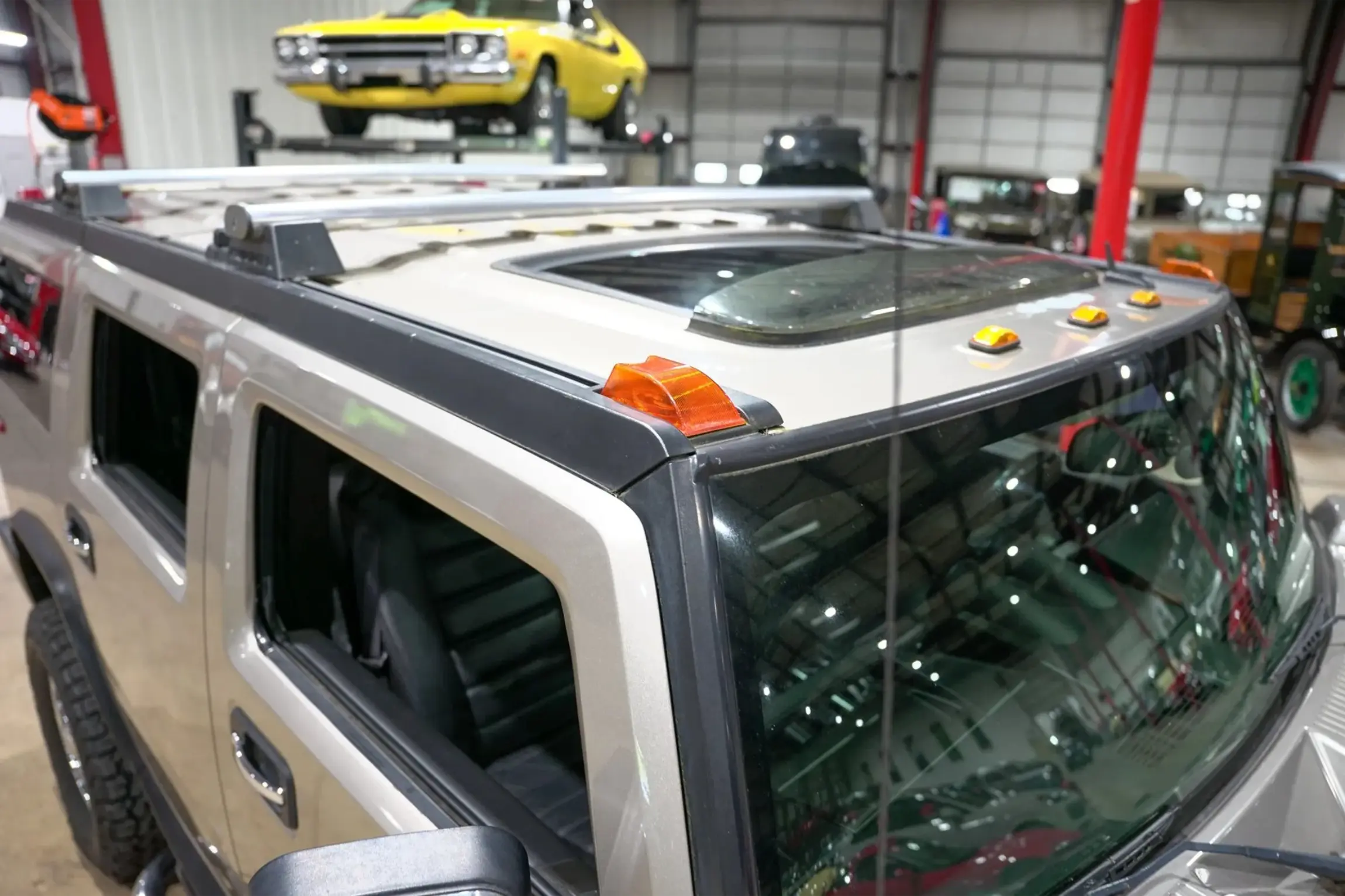 2005 Hummer H2 Luxury Edition