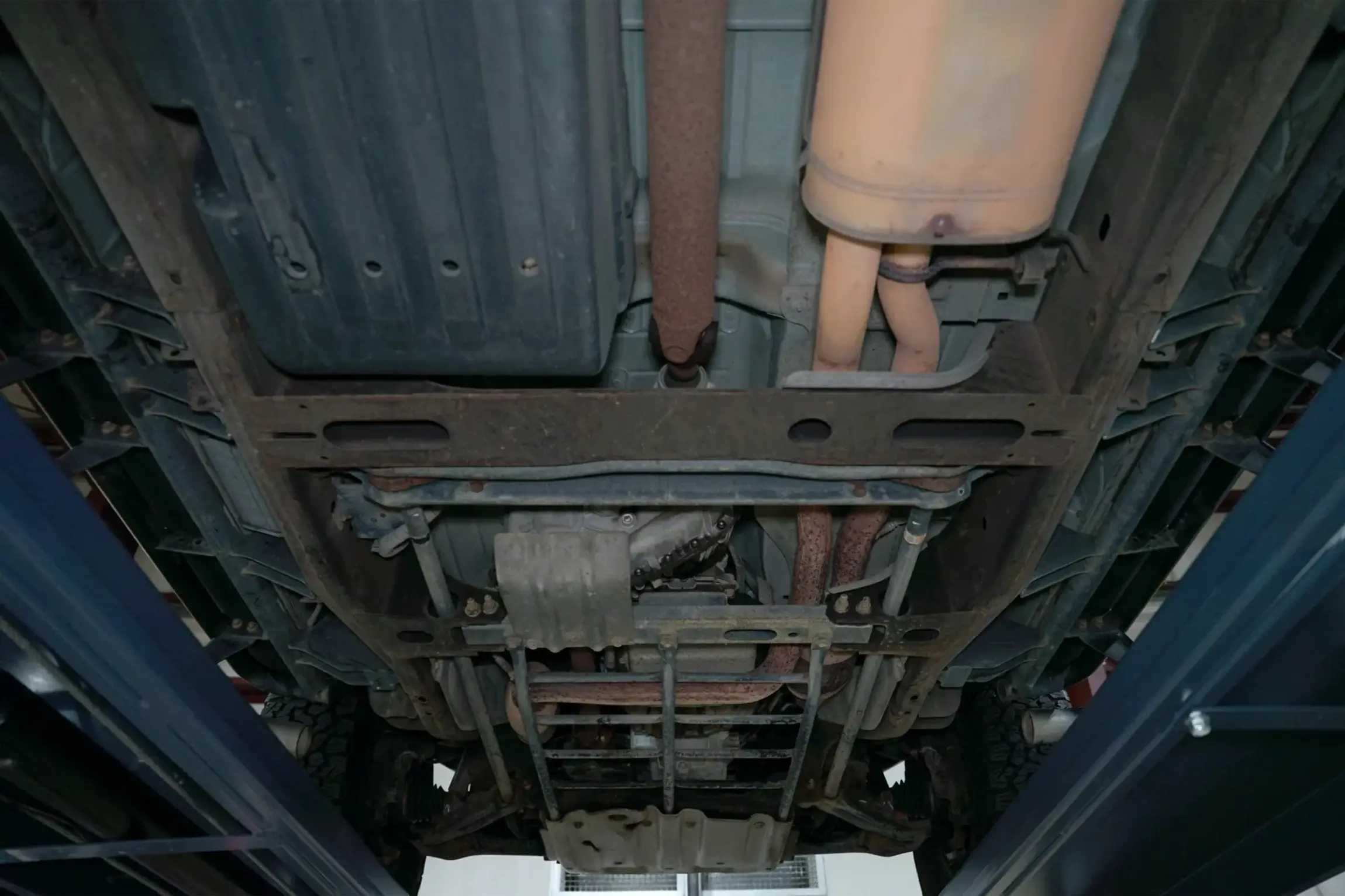 2005 Hummer H2 Luxury Edition
