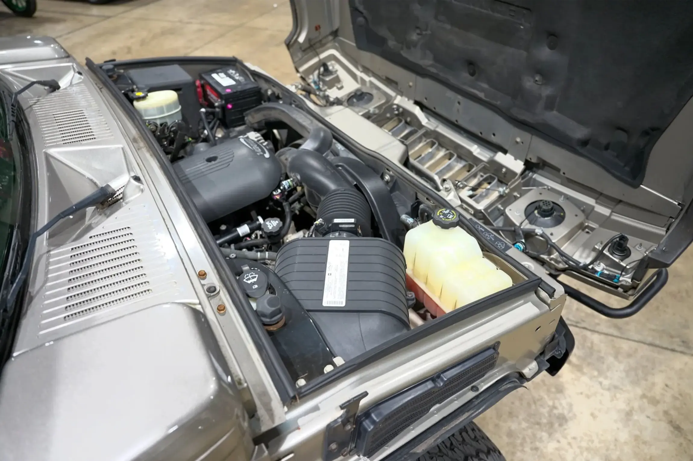 2005 Hummer H2 Luxury Edition