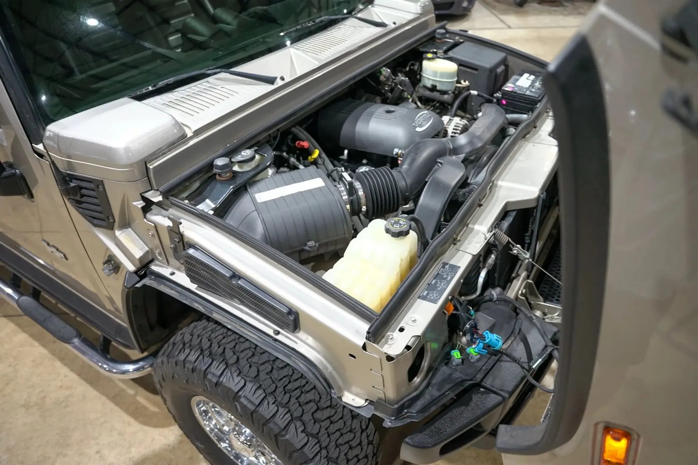2005 Hummer H2 Luxury Edition