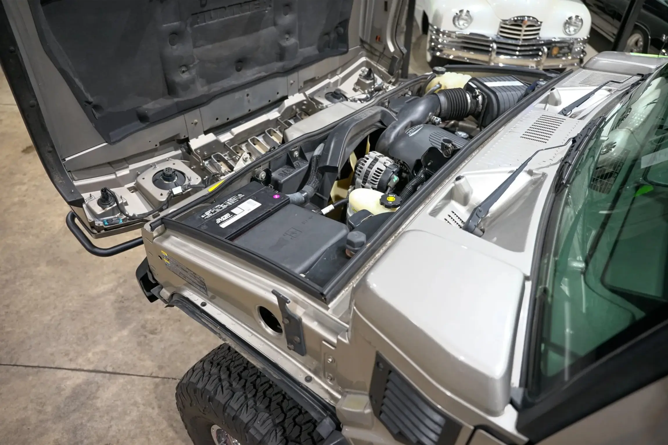 2005 Hummer H2 Luxury Edition