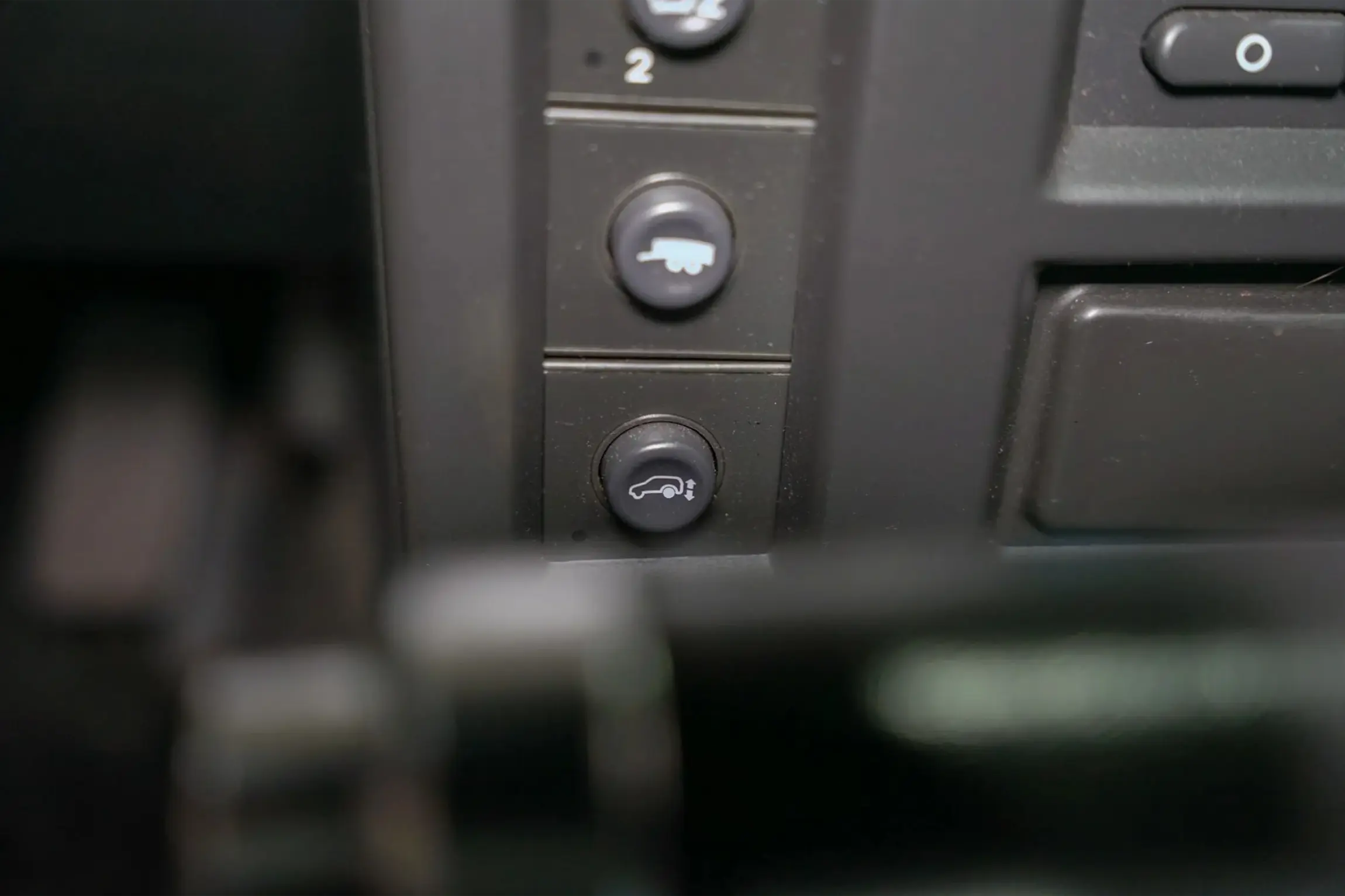 2005 Hummer H2 Luxury Edition