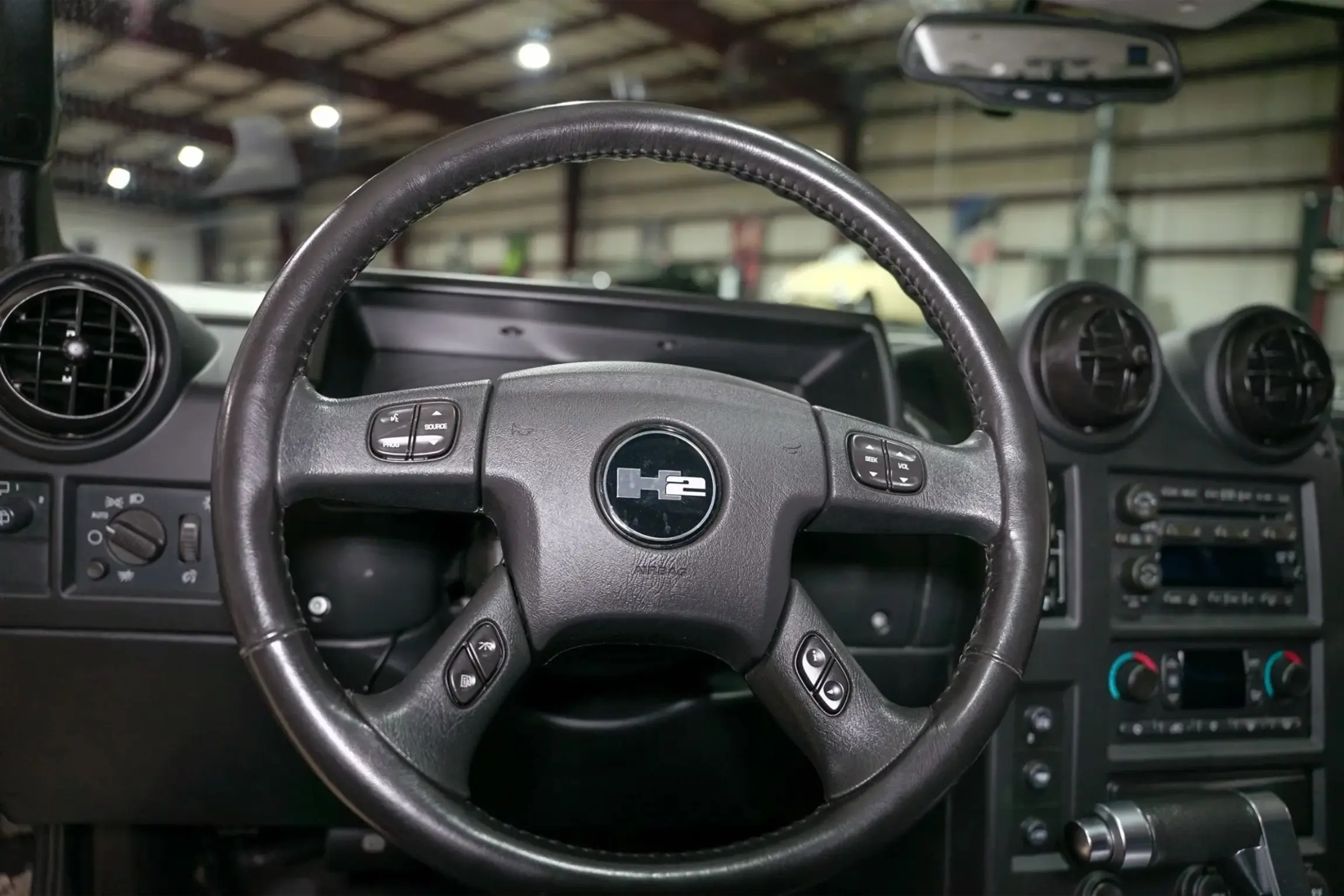 2005 Hummer H2 Luxury Edition