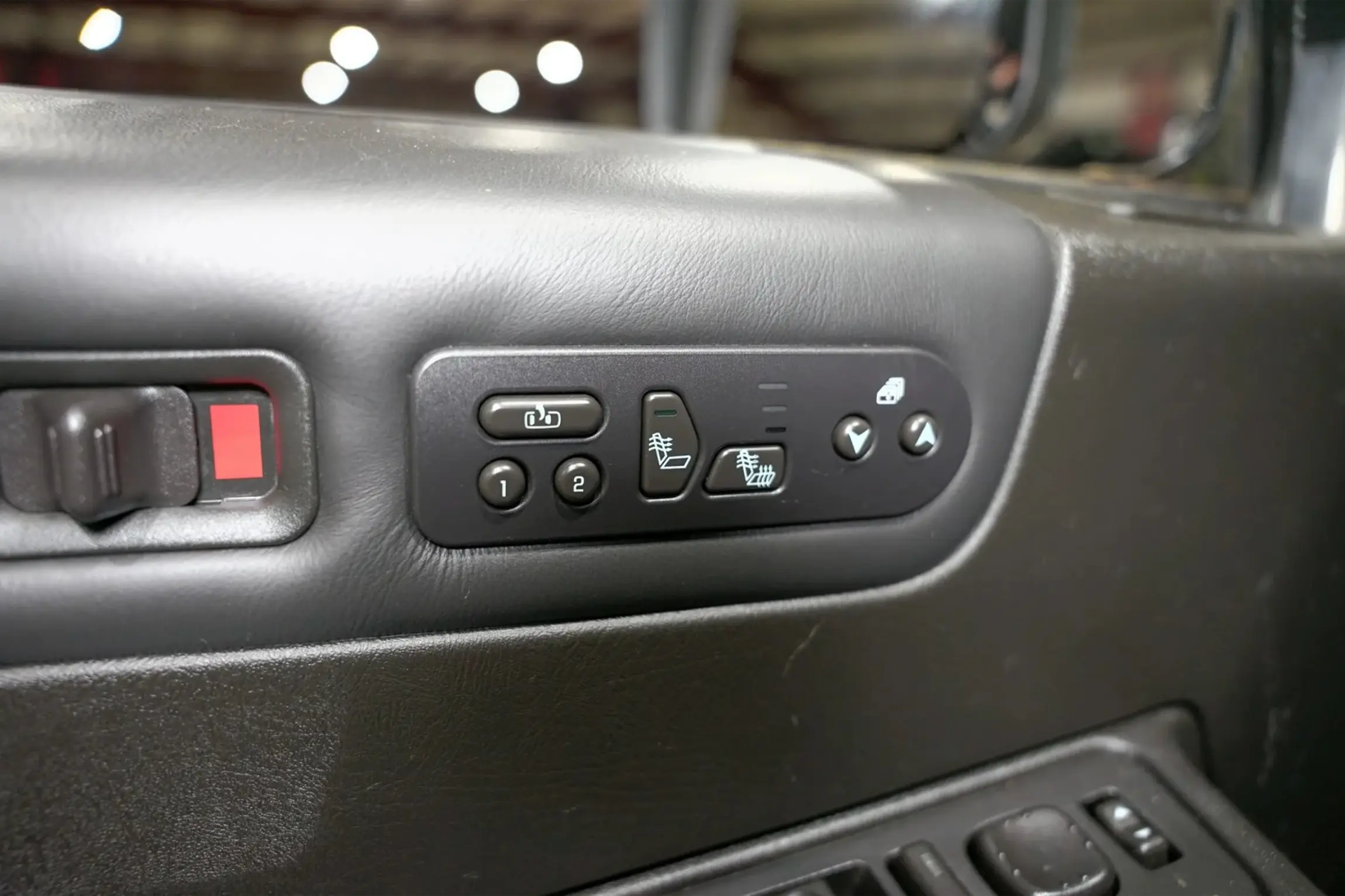 2005 Hummer H2 Luxury Edition