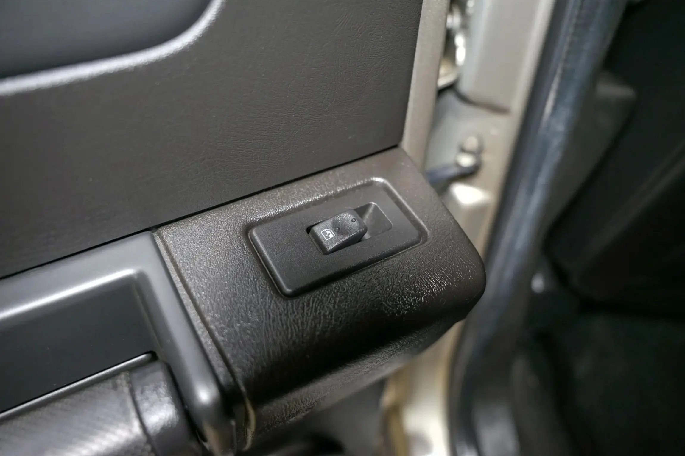 2005 Hummer H2 Luxury Edition