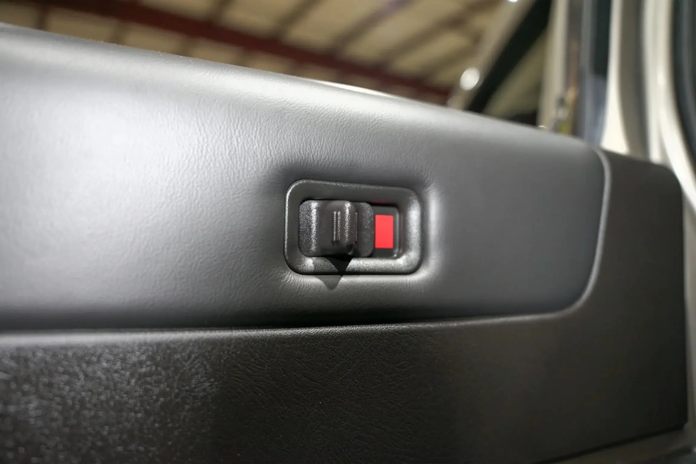 2005 Hummer H2 Luxury Edition