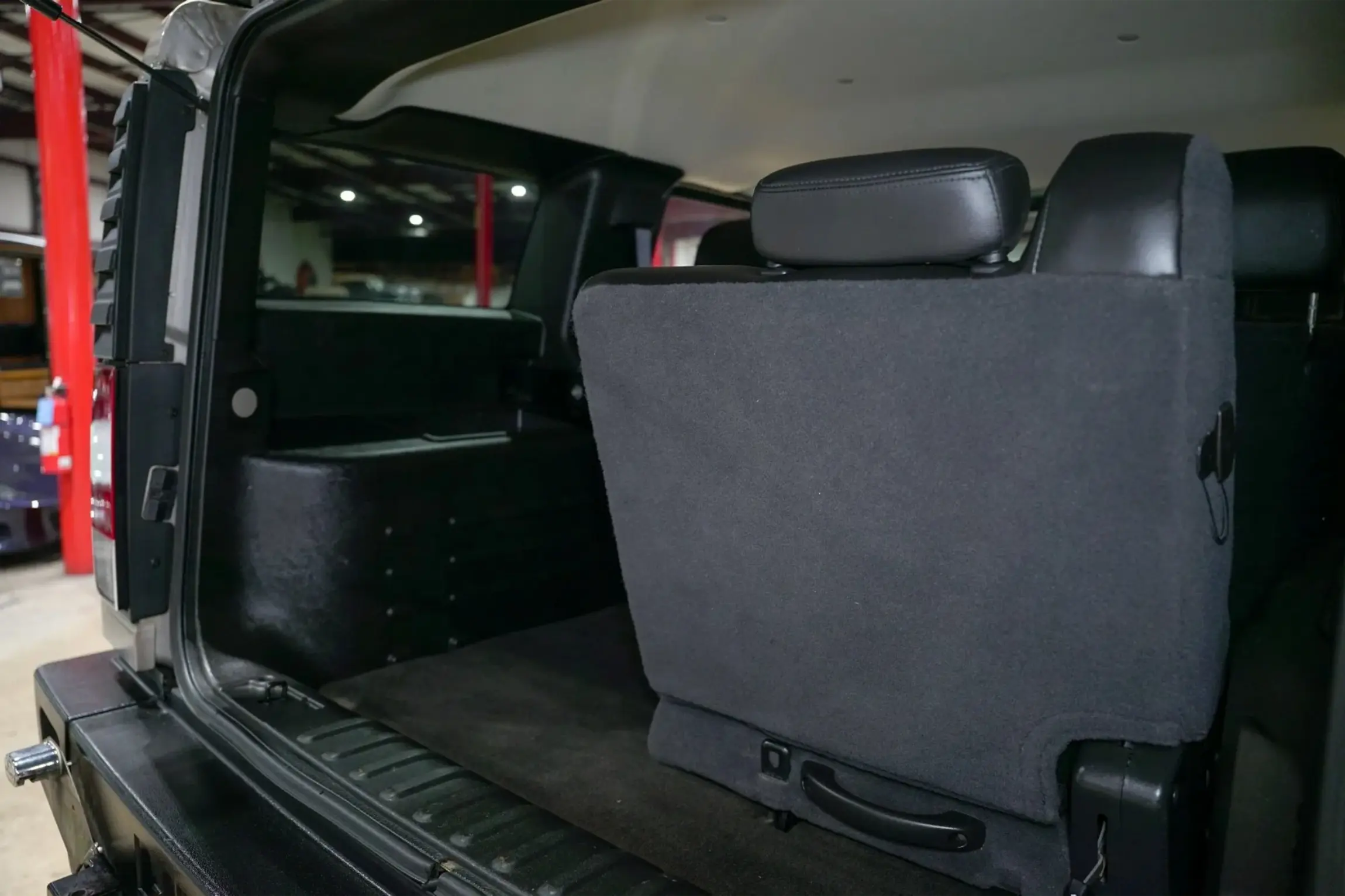 2005 Hummer H2 Luxury Edition