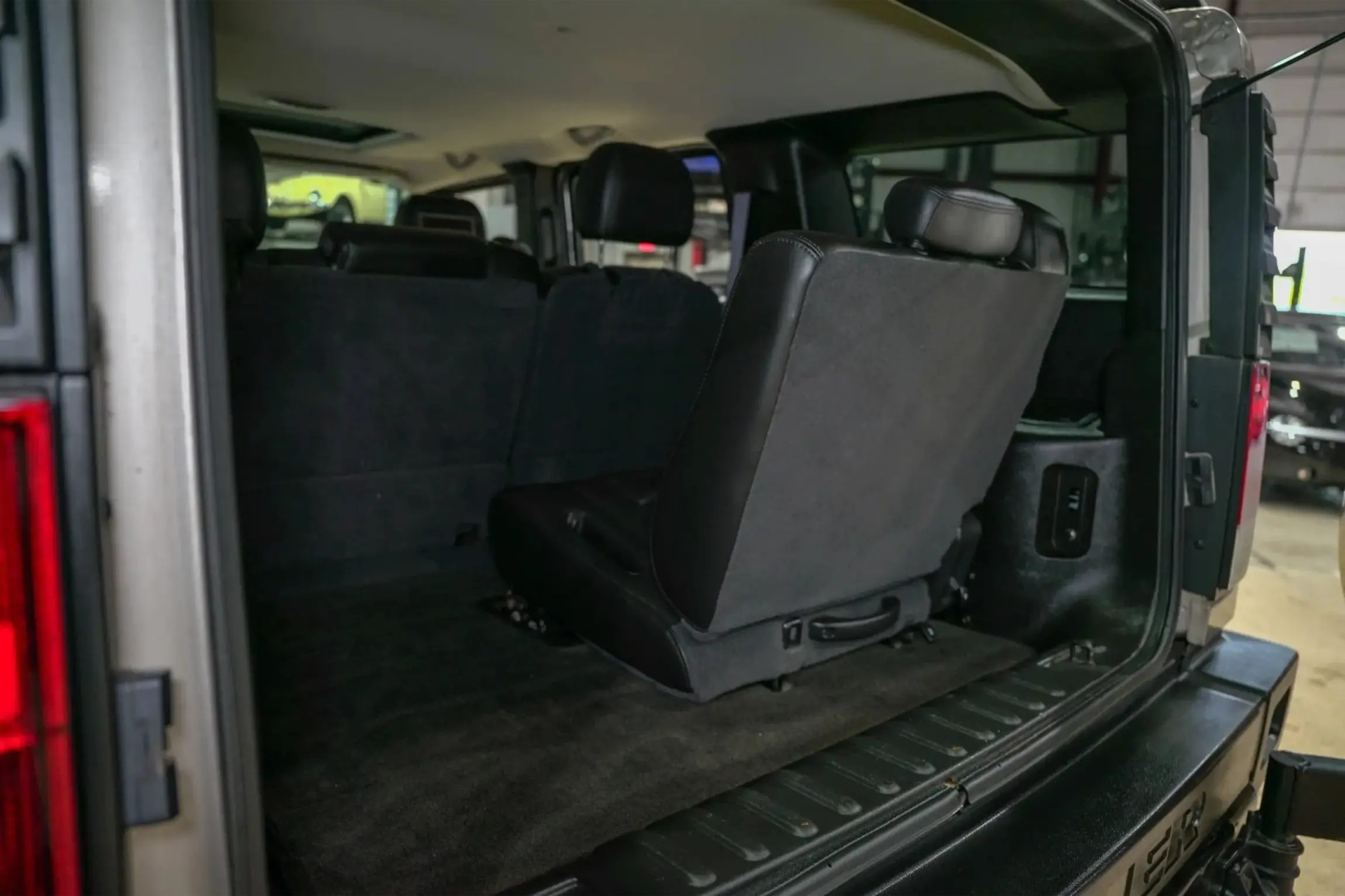 2005 Hummer H2 Luxury Edition