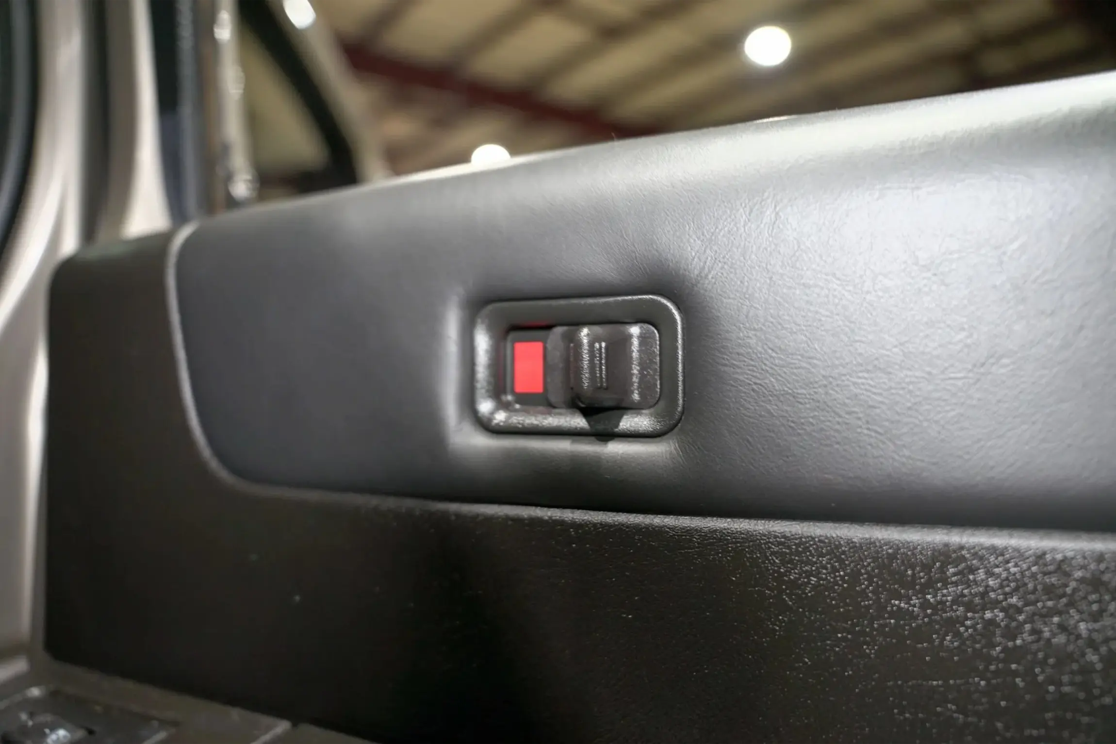 2005 Hummer H2 Luxury Edition