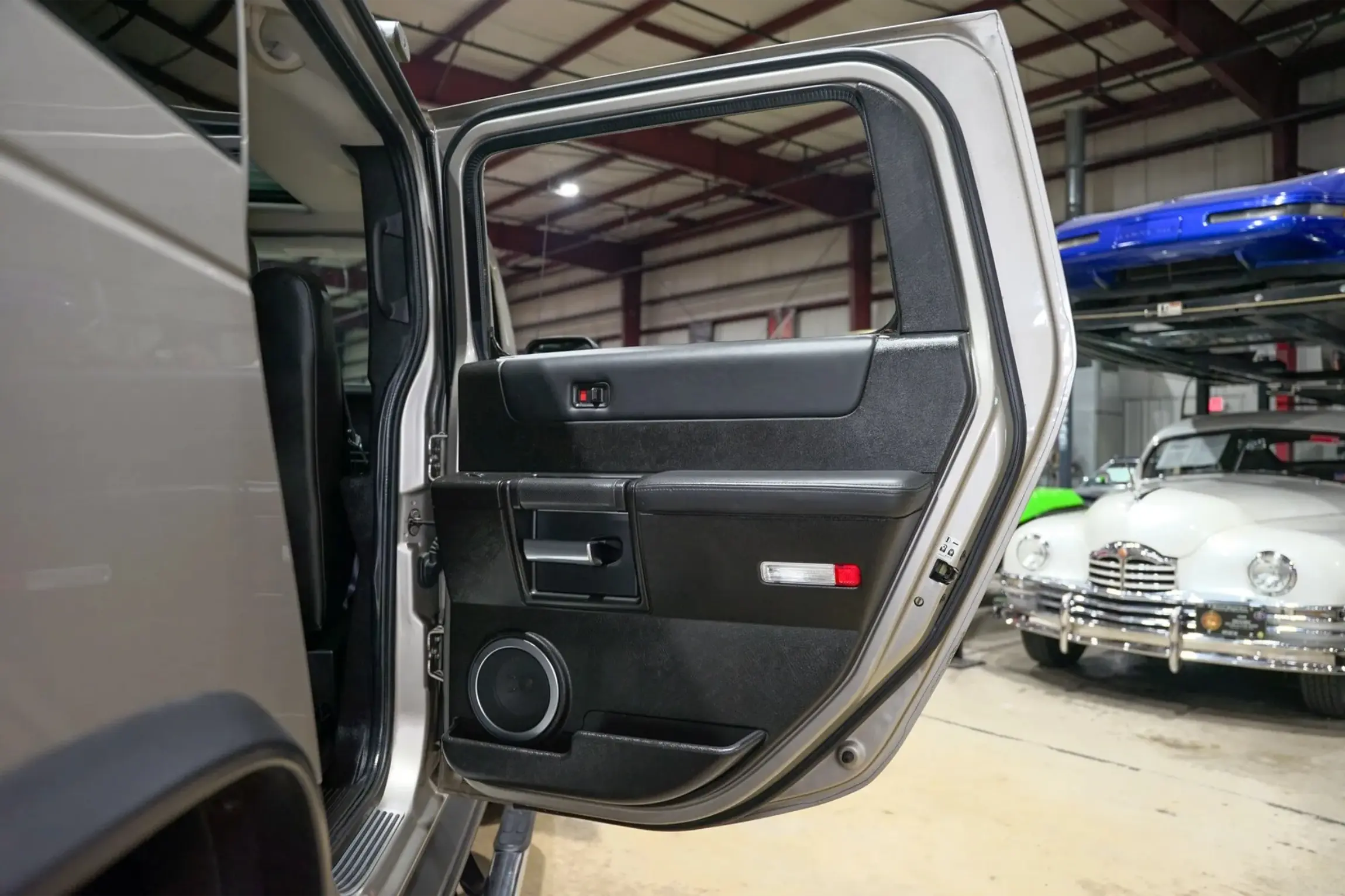2005 Hummer H2 Luxury Edition