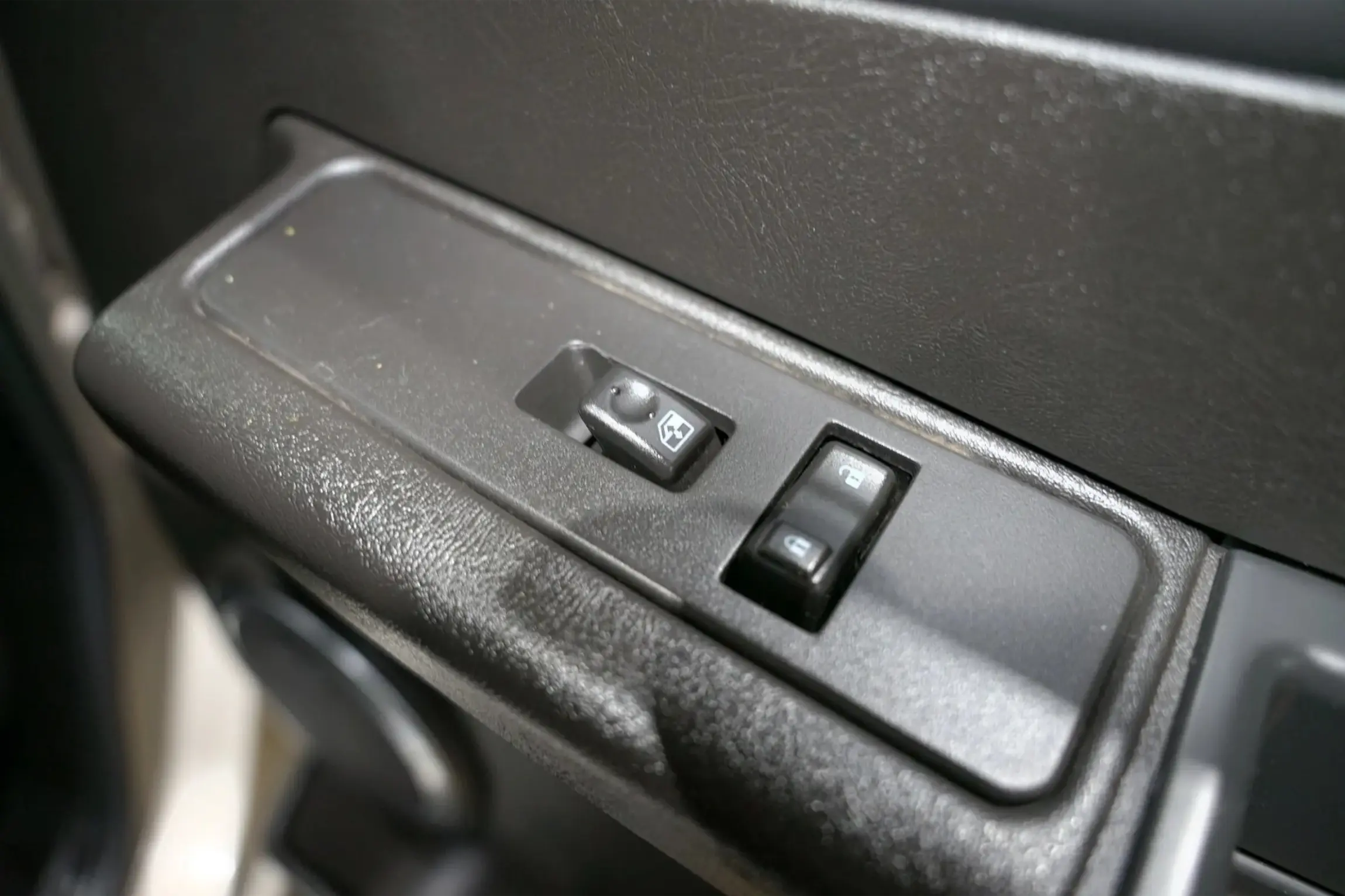 2005 Hummer H2 Luxury Edition