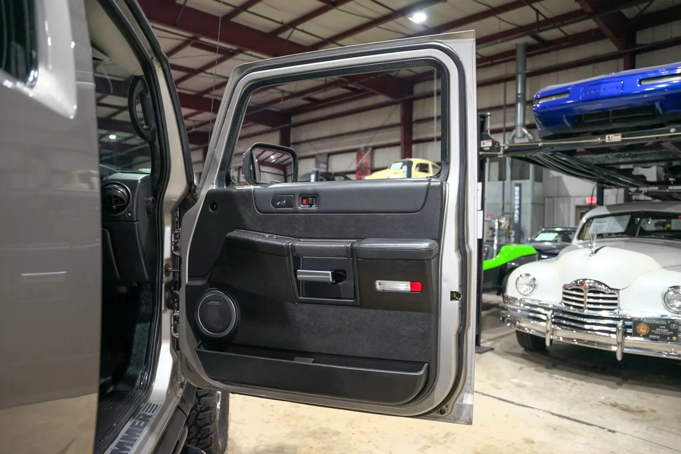 2005 Hummer H2 Luxury Edition