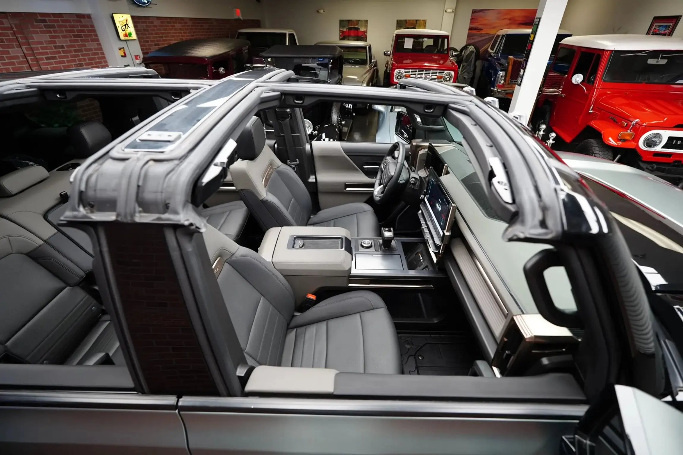 2024 GMC Hummer EV 3X Lunar Edition