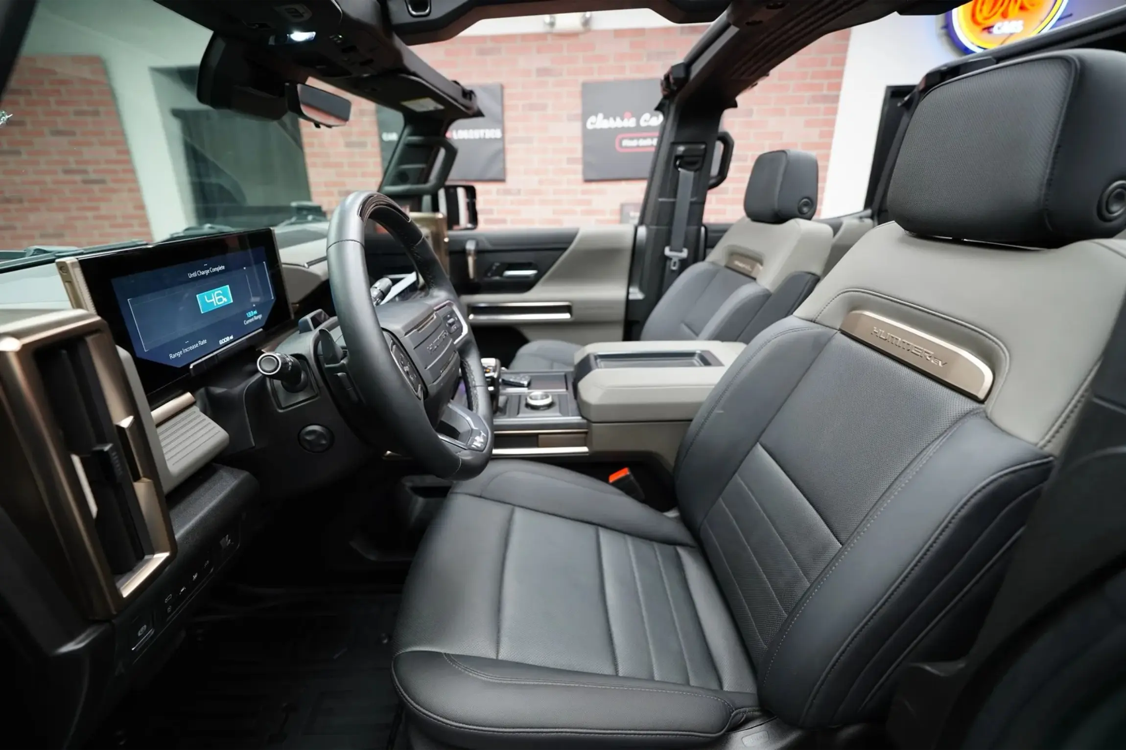 2024 GMC Hummer EV 3X Lunar Edition