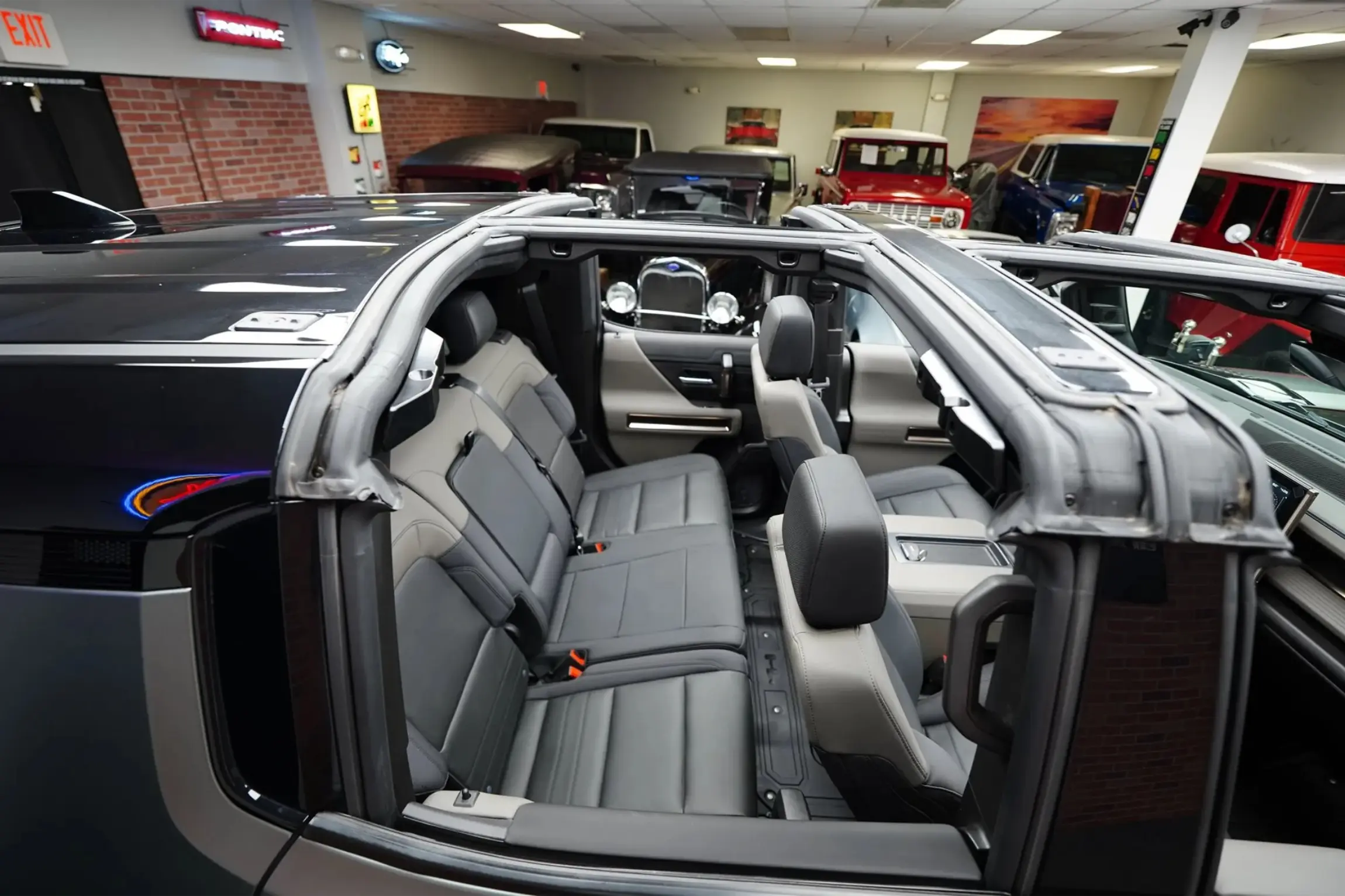 2024 GMC Hummer EV 3X Lunar Edition