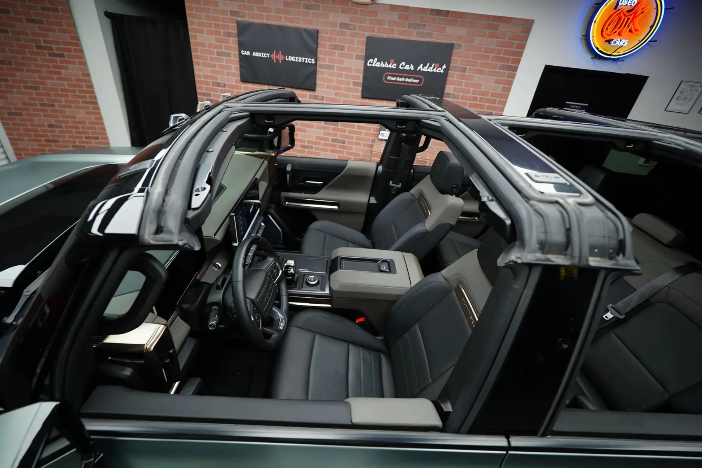 2024 GMC Hummer EV 3X Lunar Edition