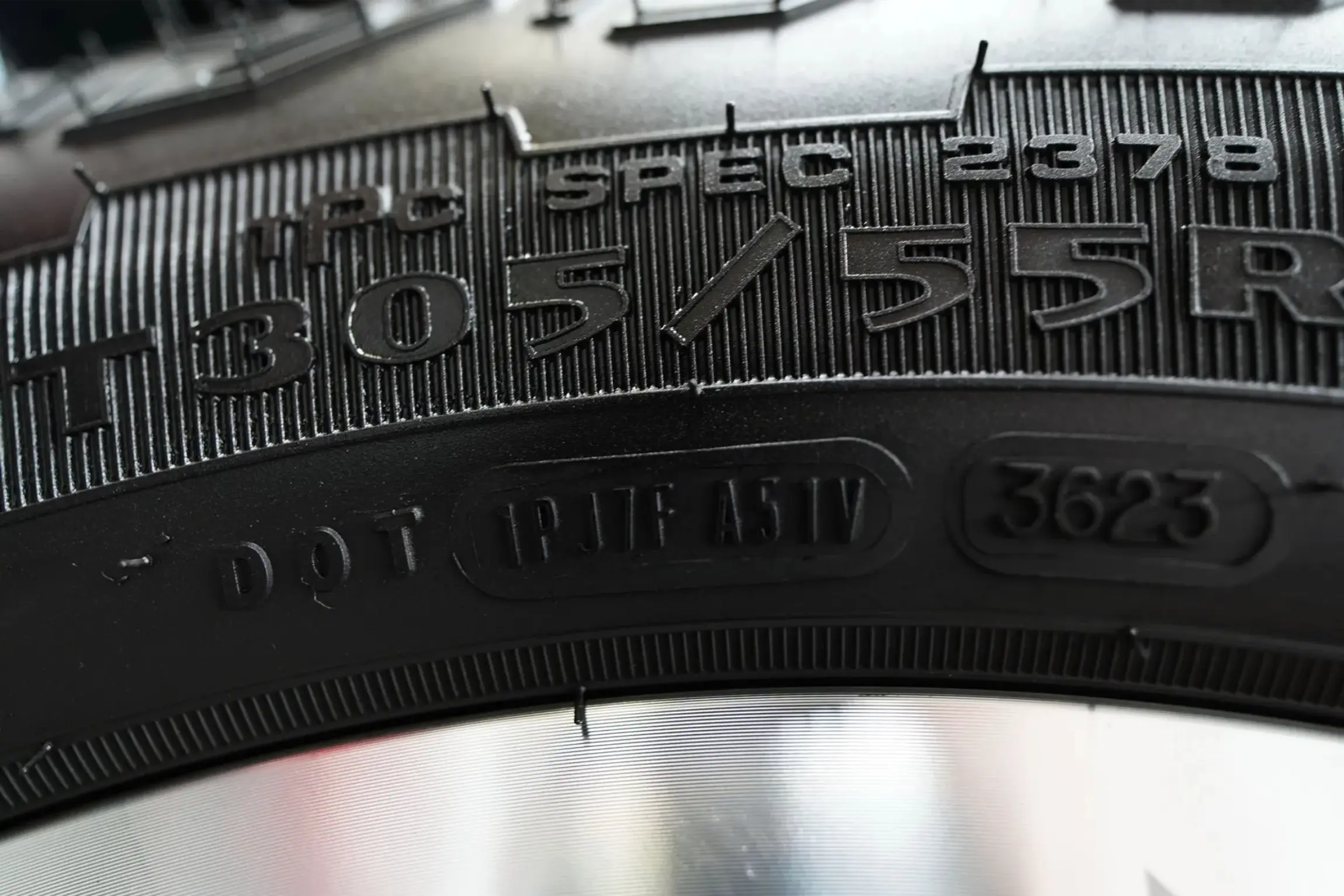 2024 GMC Hummer EV 3X Lunar Edition