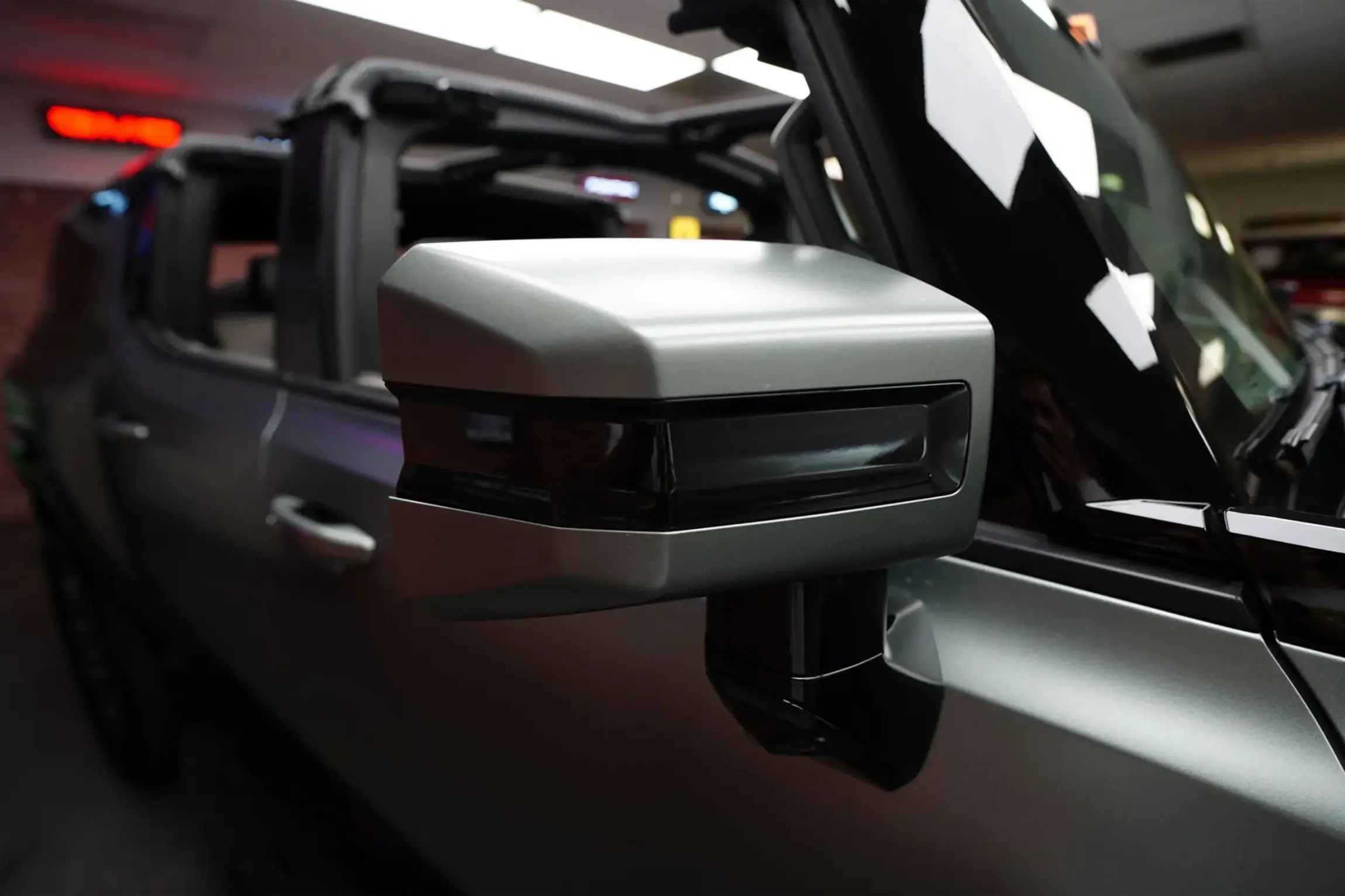 2024 GMC Hummer EV 3X Lunar Edition