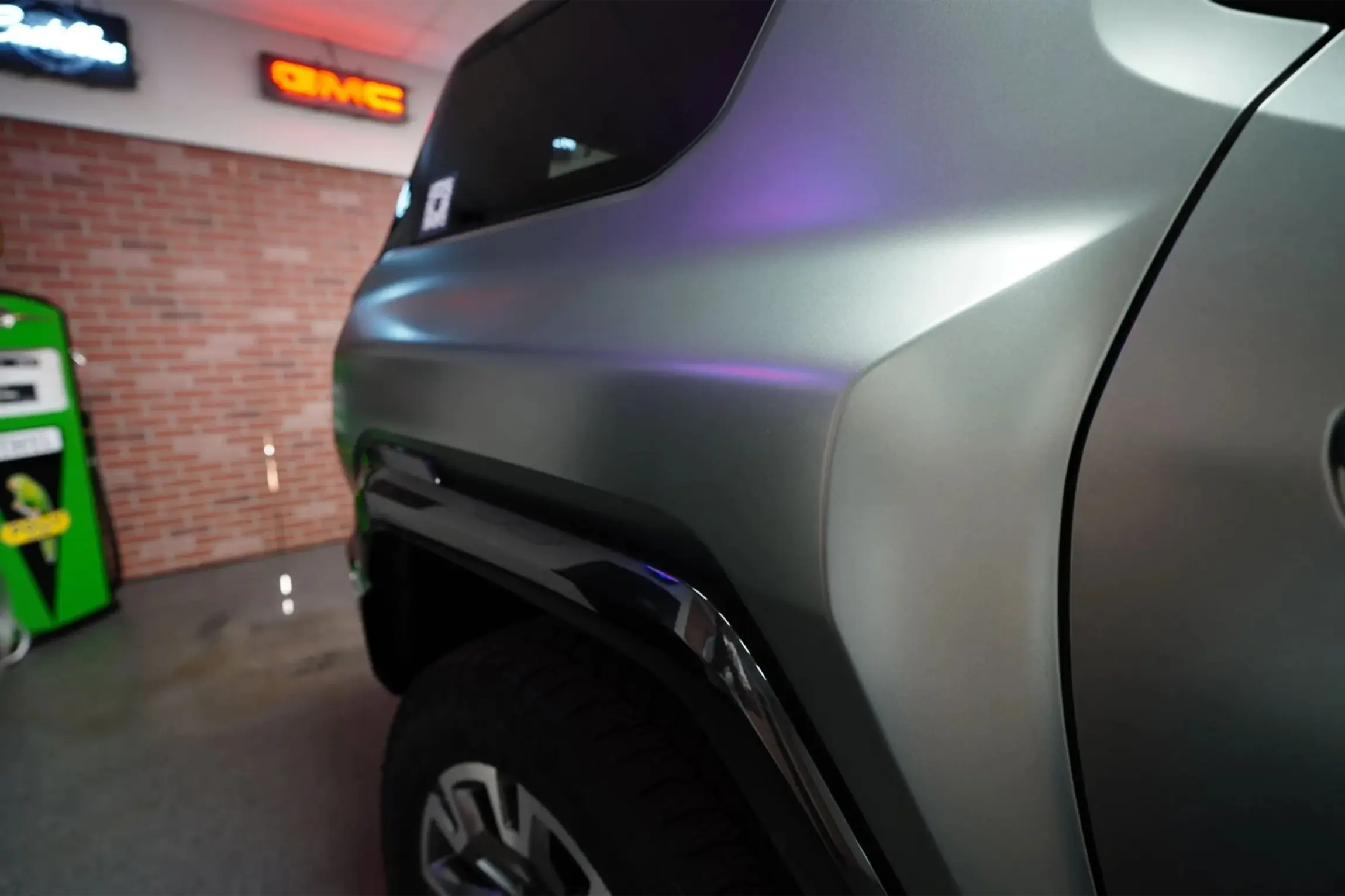 2024 GMC Hummer EV 3X Lunar Edition