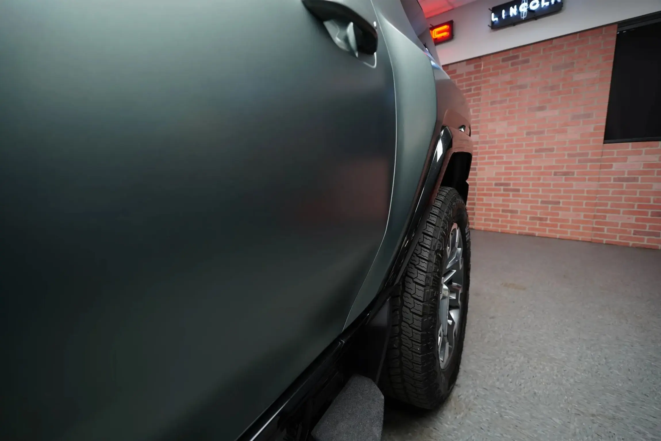 2024 GMC Hummer EV 3X Lunar Edition