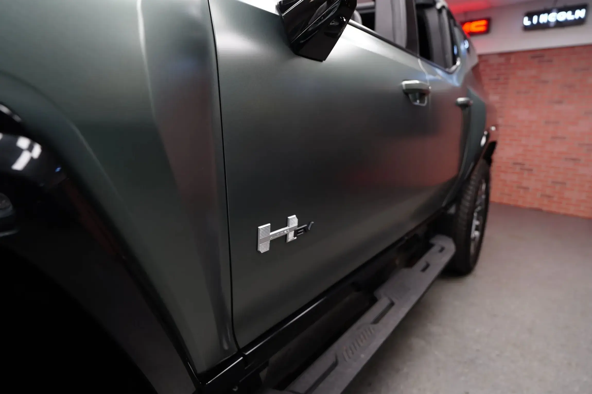 2024 GMC Hummer EV 3X Lunar Edition